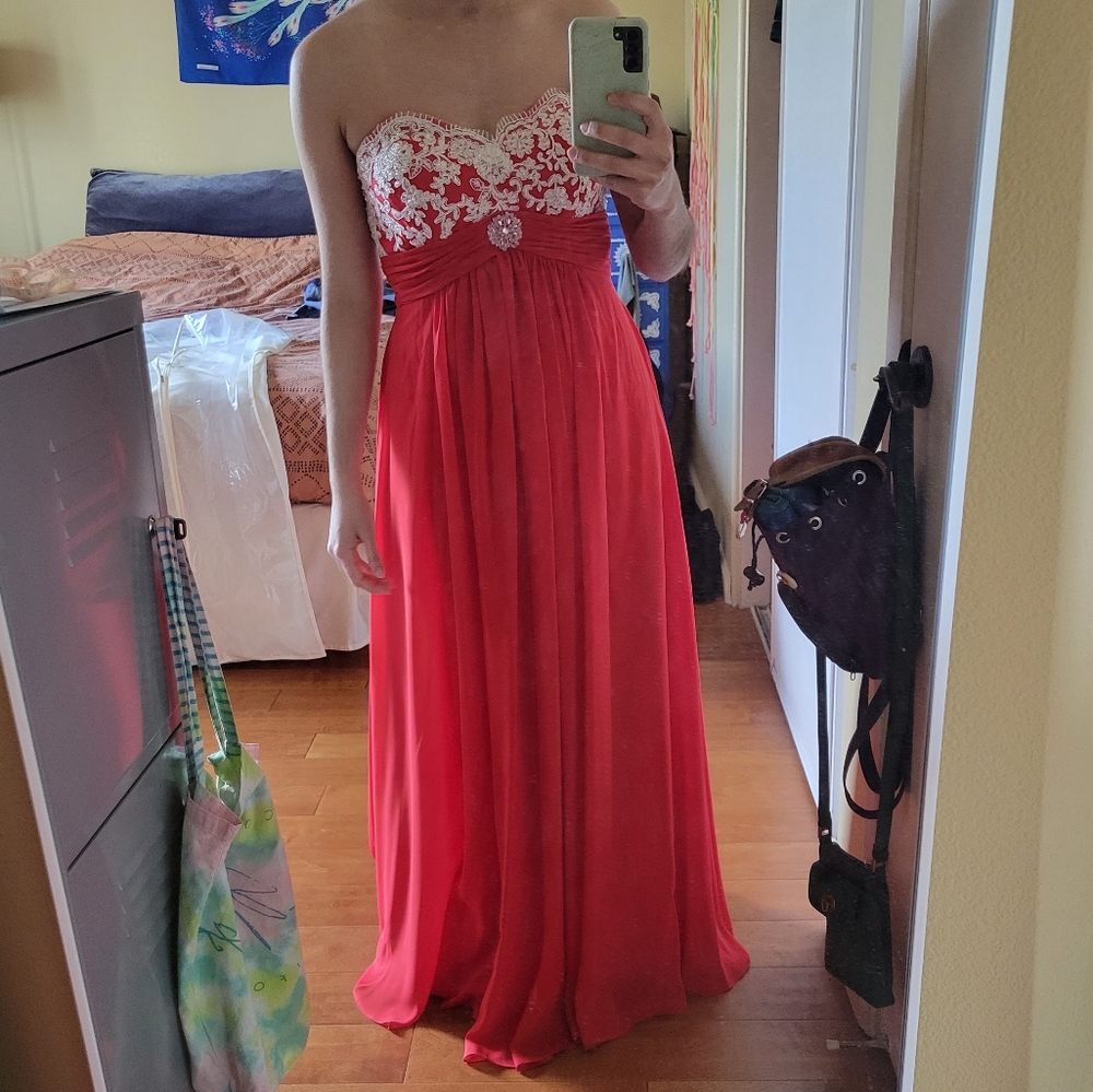 Red Beaded/Lace Strapless Prom Dress Formal Gown
